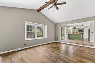 1200 W Tiffany Ln, Oak Creek, WI 53154 - Photo 8