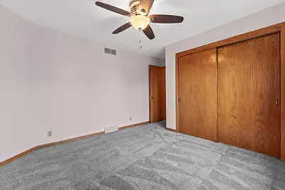 4039 W Cypress Ln, Franklin, WI 53132 - Photo 28