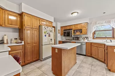 4039 W Cypress Ln, Franklin, WI 53132 - Photo 12