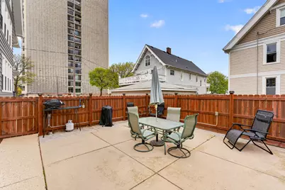 1723 E Ontario St #1725, Milwaukee, WI 53207 - Photo 54