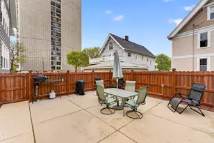 1723 E Ontario St, Milwaukee, WI 53207 - Photo 54