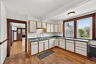 1723 E Ontario St, Milwaukee, WI 53207 - Photo 34