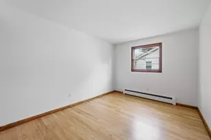 W56N710 Hawthorne Ave, Cedarburg, WI 53012 - Photo 24