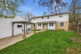 W56N710 Hawthorne Ave, Cedarburg, WI 53012 - Photo 28