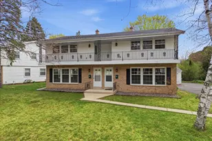 W56N710 Hawthorne Ave, Cedarburg, WI 53012 - Photo 2