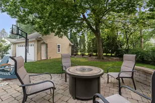 2434 N 93rd St, Wauwatosa, WI 53226 - Photo 28