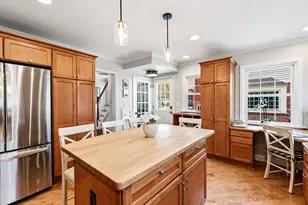 2434 N 93rd St, Wauwatosa, WI 53226 - Photo 4