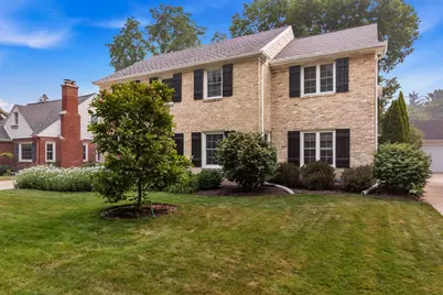 2434 N 93rd St, Wauwatosa, WI 53226 - Photo 2