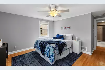 2434 N 93rd St, Wauwatosa, WI 53226 - Photo 20
