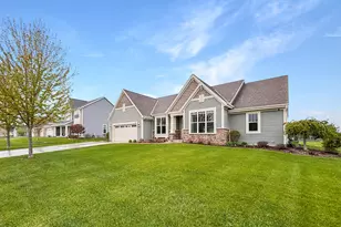 616 Westlawn Ave, Mukwonago, WI 53149 - Photo 2