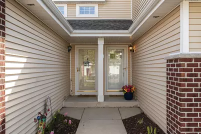 852  Ashley Ave, Port Washington, WI 53074 - Photo 2