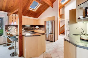 99 Saint Andrews Trl, Fontana, WI 53125 - Photo 4