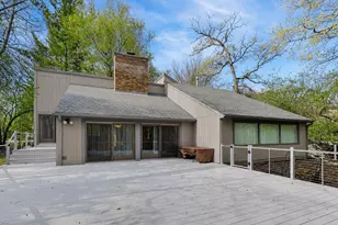 99 St Andrews Trail, Fontana, WI 53125 - Photo 2
