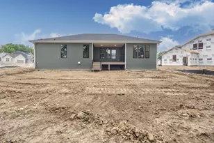1733 Palmer Ct, Hartford, WI 53027 - Photo 22