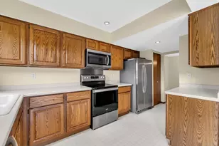 709 S Lake Shore Dr, Lake Geneva, WI 53147 - Photo 32