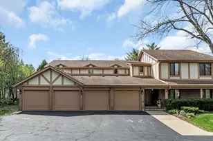 709 S Lake Shore Dr, Lake Geneva, WI 53147 - Photo 2