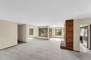 709 S Lake Shore Dr, Lake Geneva, WI 53147 - Photo 10