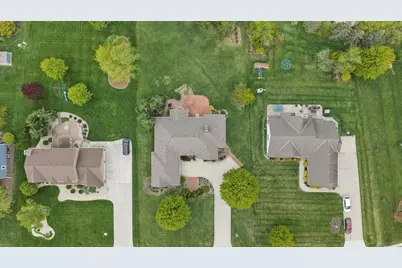 6065 S Preston Ln, New Berlin, WI 53151 - Photo 34