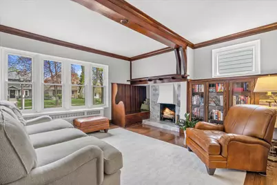 4477 N Murray Ave, Shorewood, WI 53211 - Photo 4