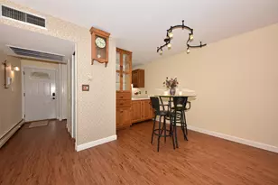 11937 W Appleton Ave, Milwaukee, WI 53224 - Photo 10