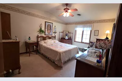 1425  Sun Valley Dr #202, Racine, WI 53406 - Photo 14