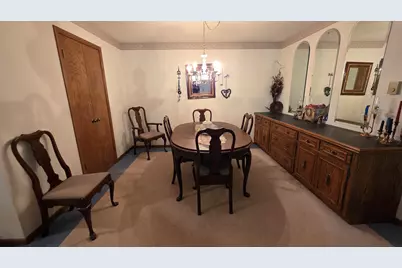 1425  Sun Valley Dr #202, Racine, WI 53406 - Photo 4
