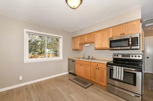 26314 Fries Ln, Racine, WI 53185 - Photo 14
