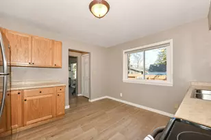 26314 Fries Ln, Racine, WI 53185 - Photo 12