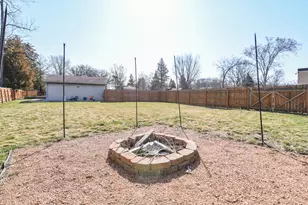 26314 Fries Ln, Racine, WI 53185 - Photo 30