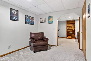 1525 Holley St, Holmen, WI 54636 - Photo 24