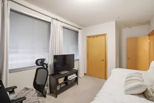 545 E Wells St, Milwaukee, WI 53202 - Photo 24