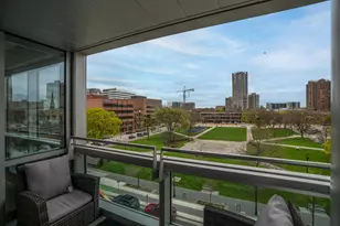 545 E Wells St, Milwaukee, WI 53202 - Photo 28