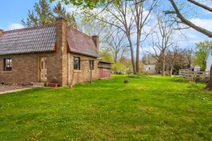 243 W Sumner St, Hartford, WI 53027 - Photo 28
