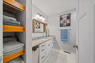 1069 Sauganash Dr, Fontana, WI 53125 - Photo 22
