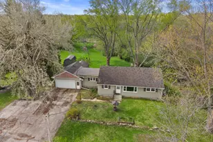 N40W26975 Capitol Dr, Pewaukee, WI 53072 - Photo 24