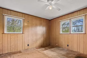 N40W26975 Capitol Dr, Pewaukee, WI 53072 - Photo 14