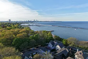 2961 S Shore Dr, Milwaukee, WI 53207 - Photo 54
