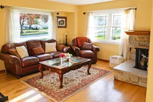1627 Birch Dr, Waukesha, WI 53188 - Photo 2