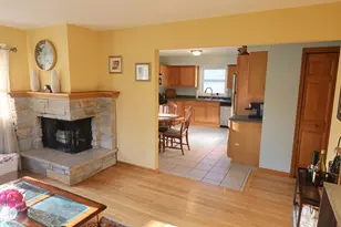 1627 Birch Dr, Waukesha, WI 53188 - Photo 2