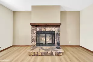 6967 S Tumble Creek Dr, Franklin, WI 53132 - Photo 6