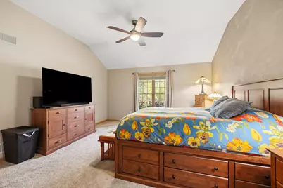 207  Woodlands Ct, Hartland, WI 53029 - Photo 20
