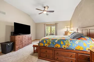 207 Woodlands Ct, Hartland, WI 53029 - Photo 20