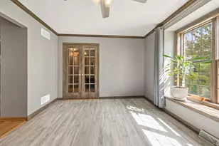 207 Woodlands Ct, Hartland, WI 53029 - Photo 14