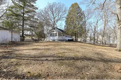 2350  South Shore Dr, Delavan, WI 53115 - Photo 32