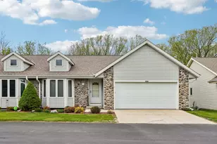 2908 Valley Ave, West Bend, WI 53095 - Photo 4