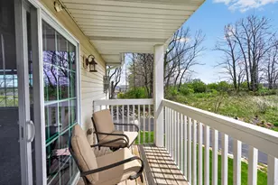 W197N16960 Stonewall Dr, Jackson, WI 53037 - Photo 16