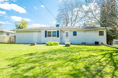 2708  Pershing Ave, Sheboygan, WI 53083 - Photo 16
