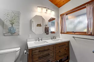 W169N8921 Hoyt Dr, Menomonee Falls, WI 53051 - Photo 18