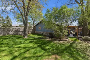 W169N8921 Hoyt Dr, Menomonee Falls, WI 53051 - Photo 36