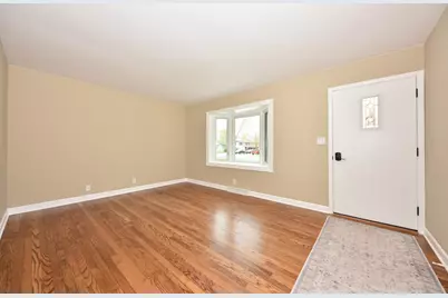 111 S Middle Rd, Belgium, WI 53004 - Photo 8